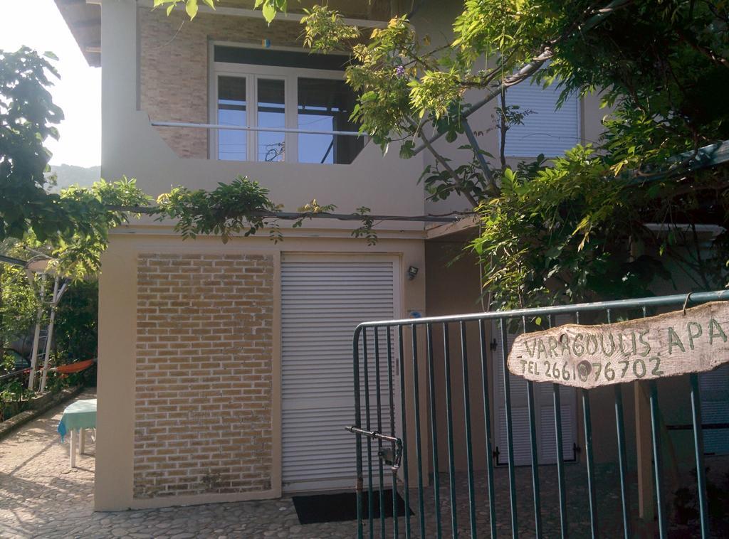 Varagoulis Giannis & Lenas Apartments Paramonas  Exterior photo